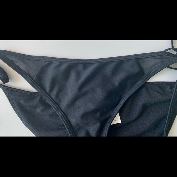 NWT BLACK MISSGUIDED MESH INSERT STRING BIKINI - Picture 4 of 5